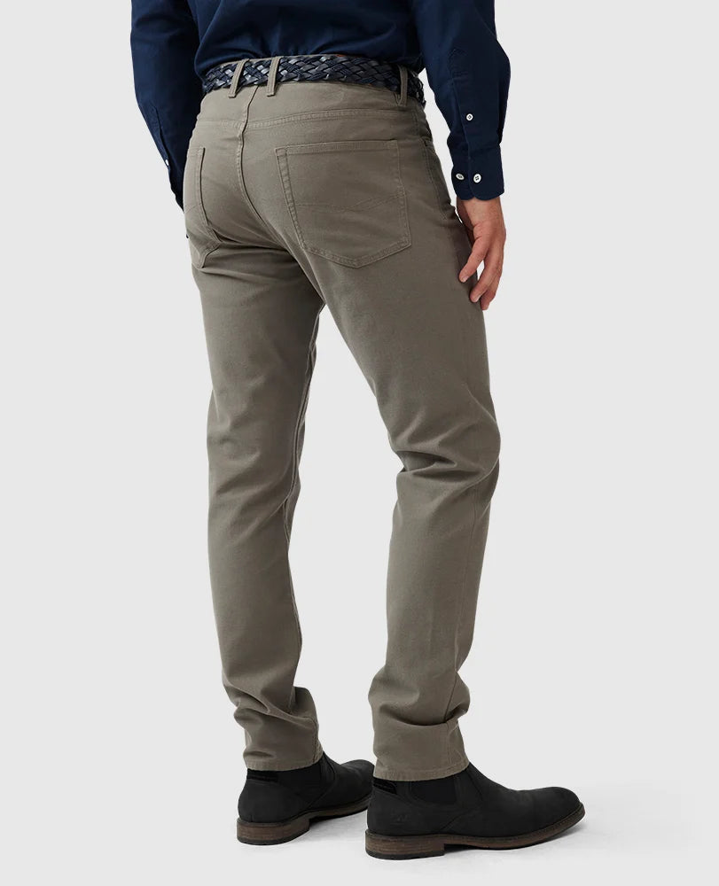 Motion 2 Straight Jean