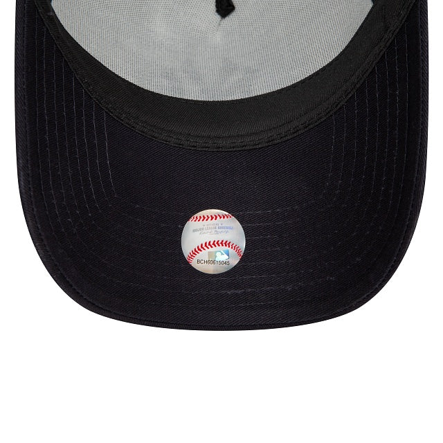 NEW YORK YANKEES TRUCKER