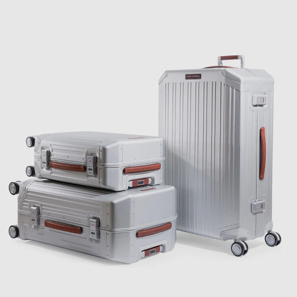 Piquadro Medium Size Hardside Spinner