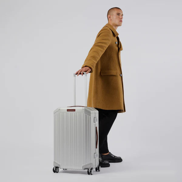 Piquadro Medium Size Hardside Spinner