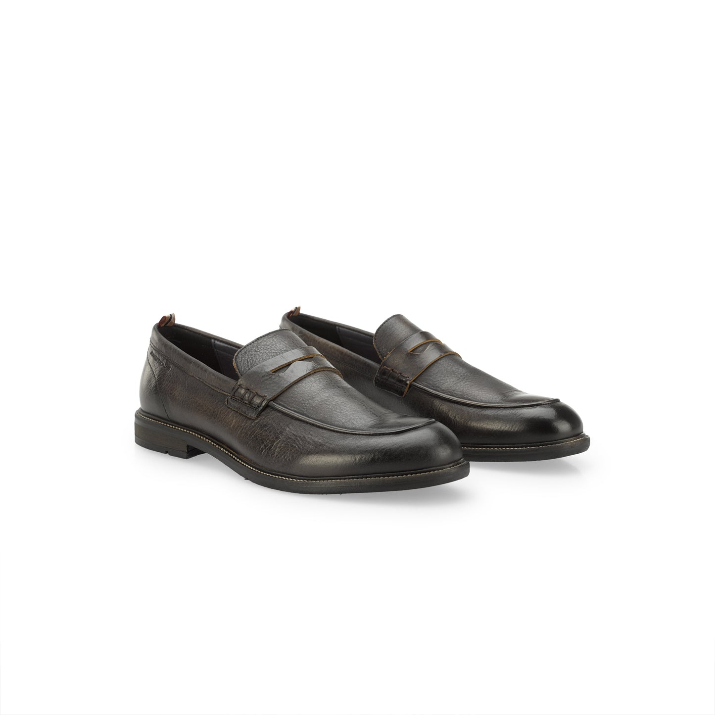 Ambitious Caye Leather Loafer