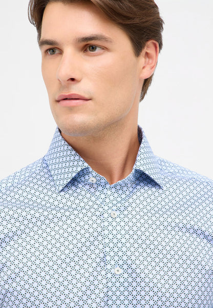 MODERN FIT Shirt in sky blue printed