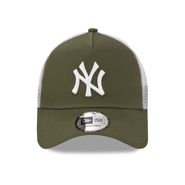 NEW YORK YANKEES TRUCKER