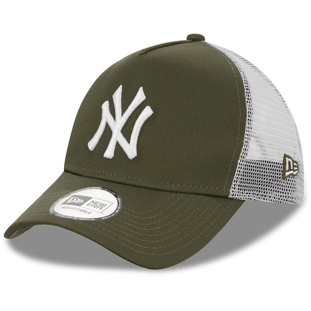 NEW YORK YANKEES TRUCKER