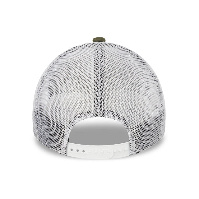 NEW YORK YANKEES TRUCKER