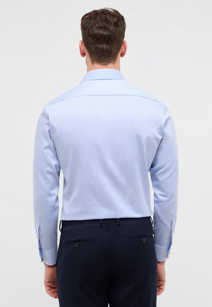 MODERN FIT Shirt in sky blue striped