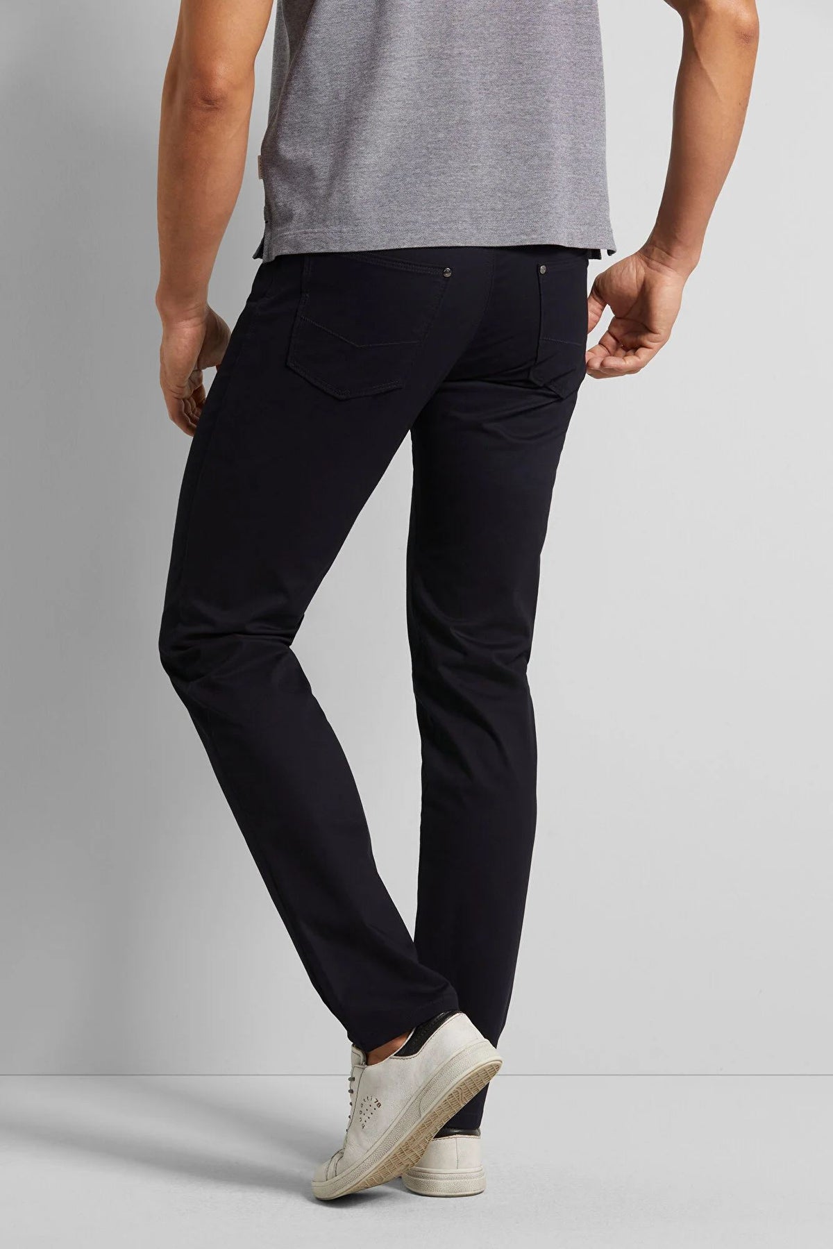 Bugatti 5-Pocket Trousers – Dark Navy