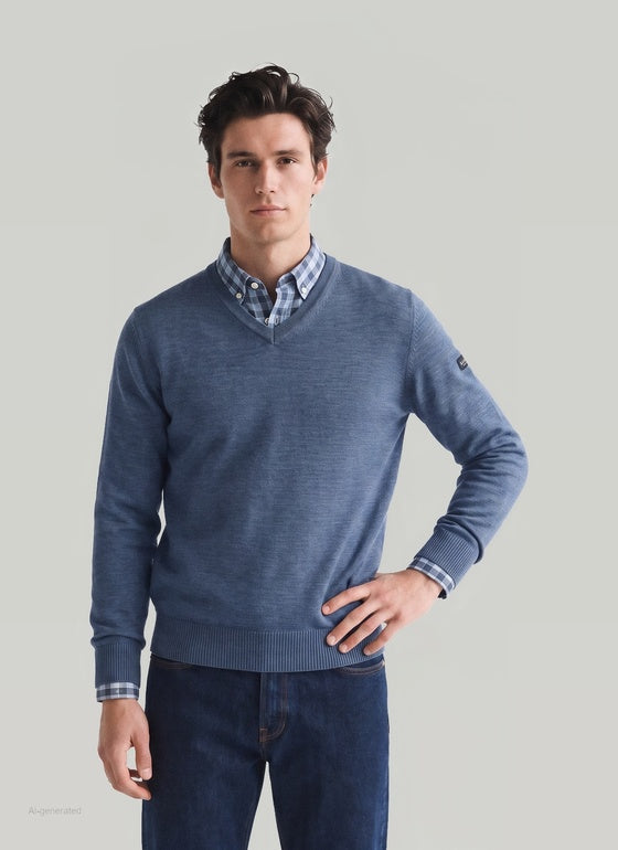 Maerz V-Neck Merino Wool Jumper – Nimes Blue