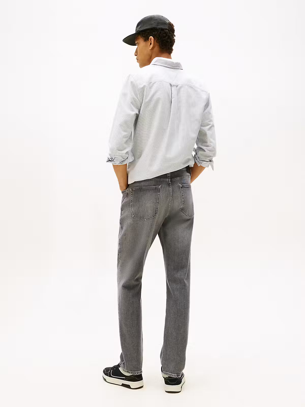 Tommy Jeans Ryan Slim Straight Jeans