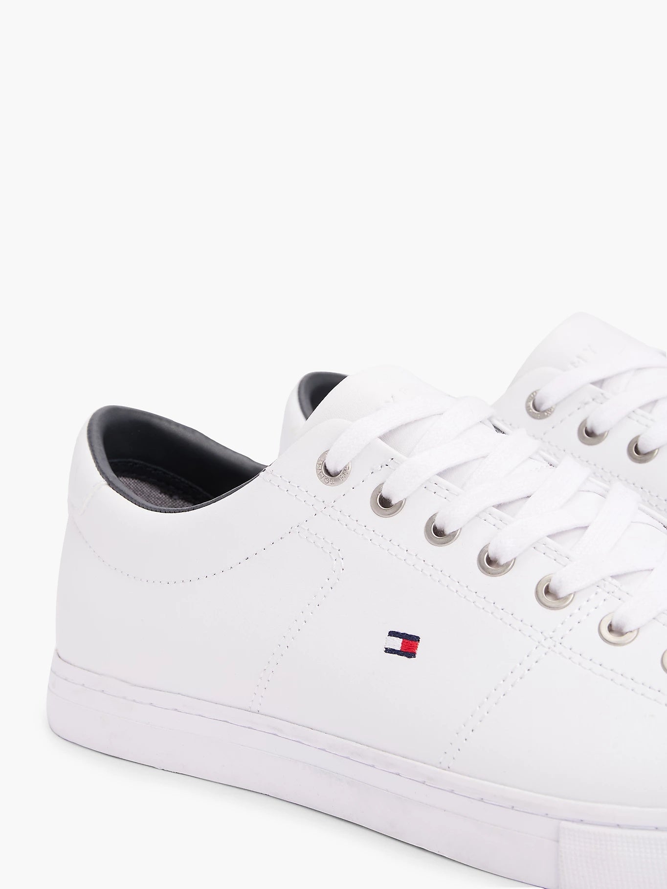 Tommy Hilfiger Essential Leather Lace-Up Trainers