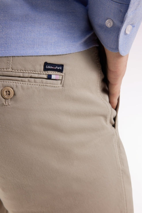 Pleatless Chino Pants