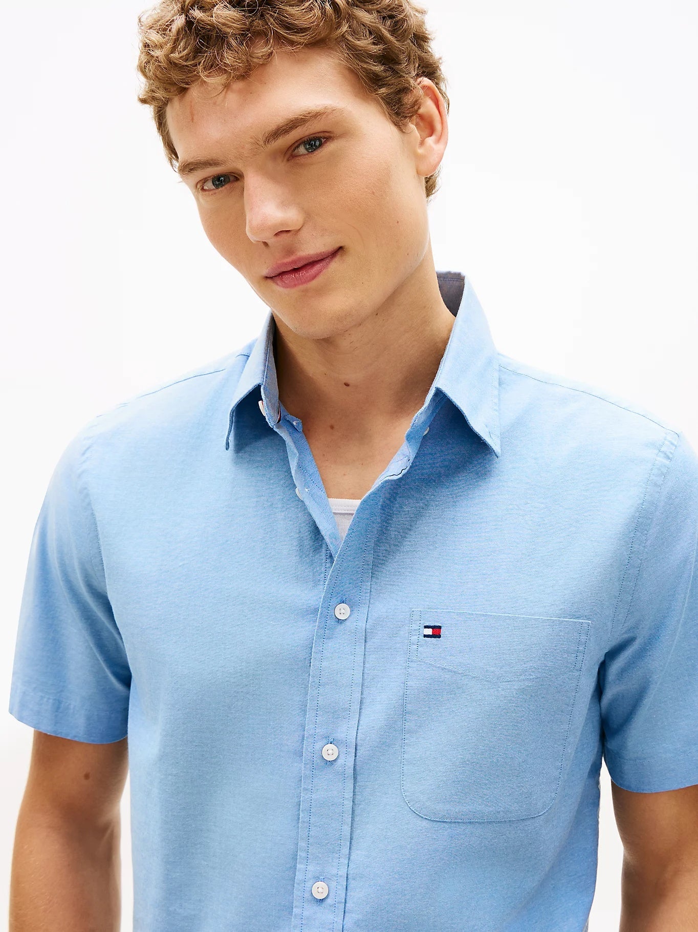 Tommy Hilfiger Regular Fit Lightweight Short Sleeve Oxford Shirt