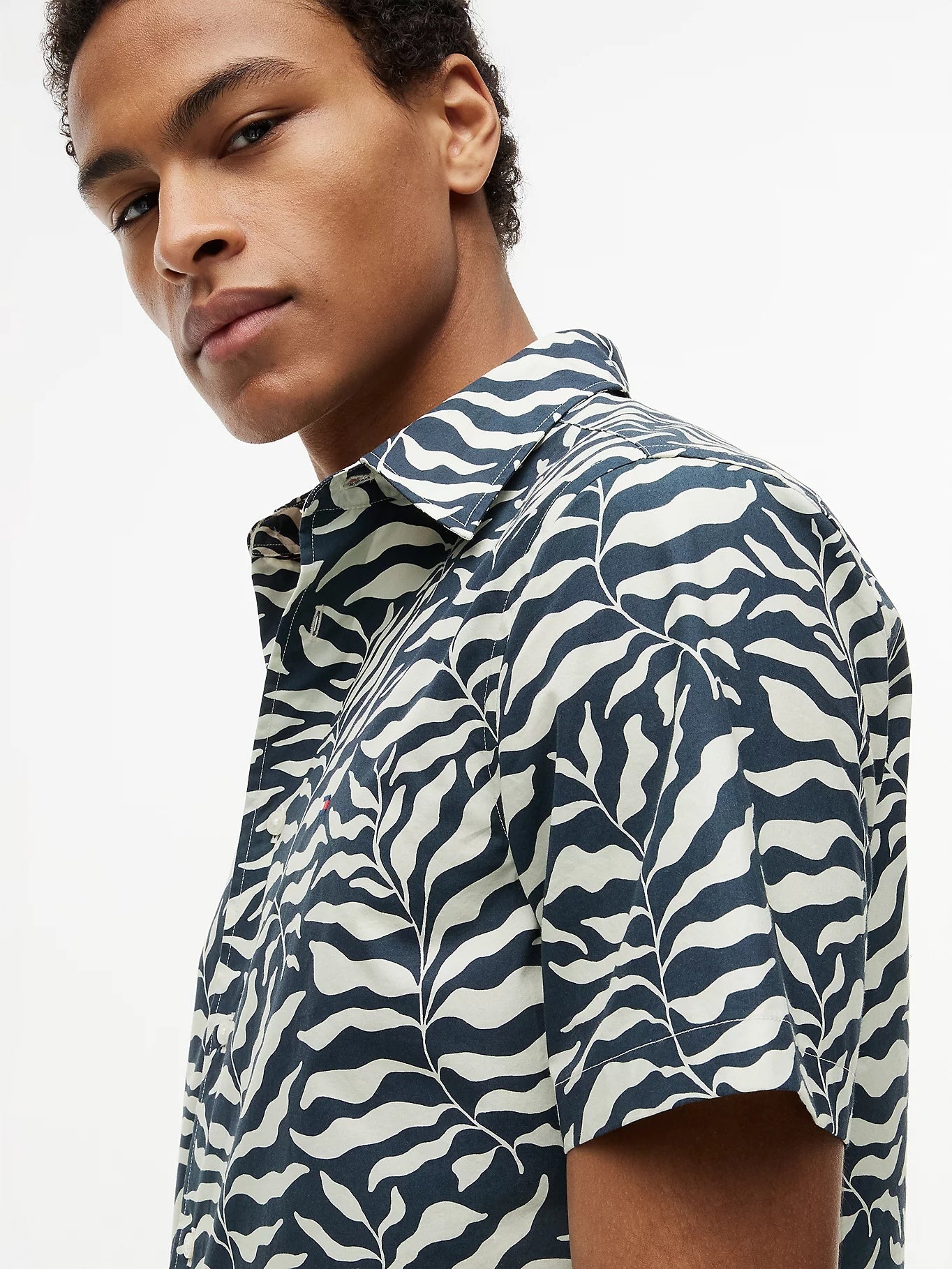 Tommy Hilfiger Regular Fit Paper Touch Short Sleeve Shirt